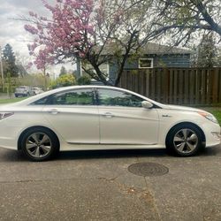 2012 Hyundai Sonata Hybrid