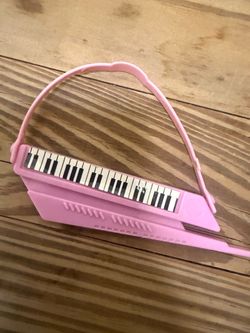 Vintage 1980s Barbie Mattel Pink Miniature Toy keyboard Piano with Handle