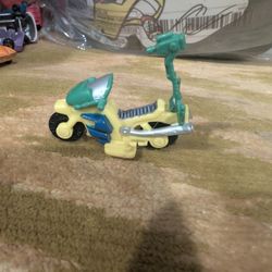 Vintage TMNT Teenage Mutant Ninja Turtles Micro Mutants Mini Scooter Bike 1994