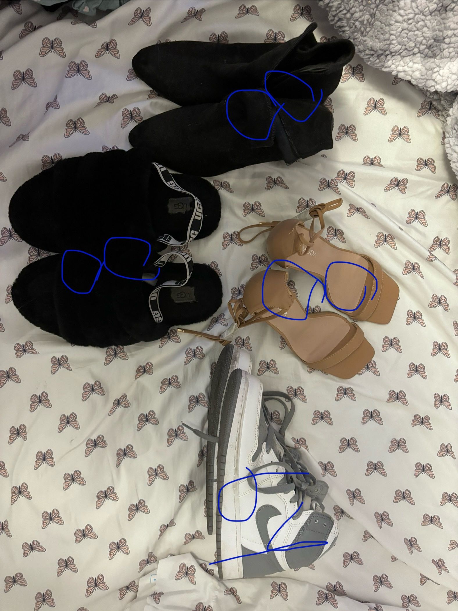 For Sale ! Shoes & Clothing ! Super Cheap !