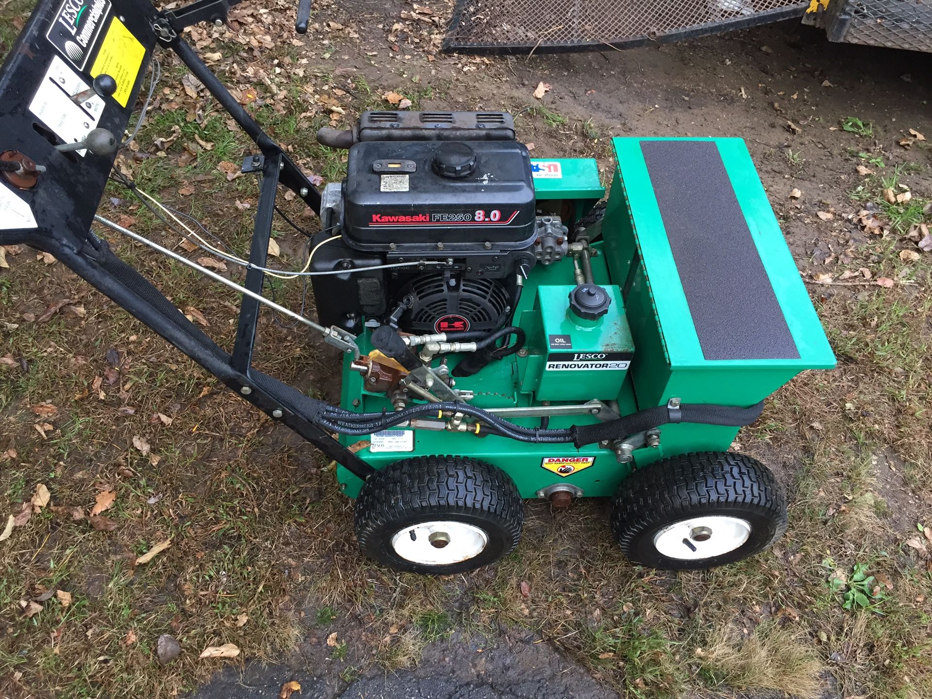Lesco Lawn Renovator 20 commercial slice seeder