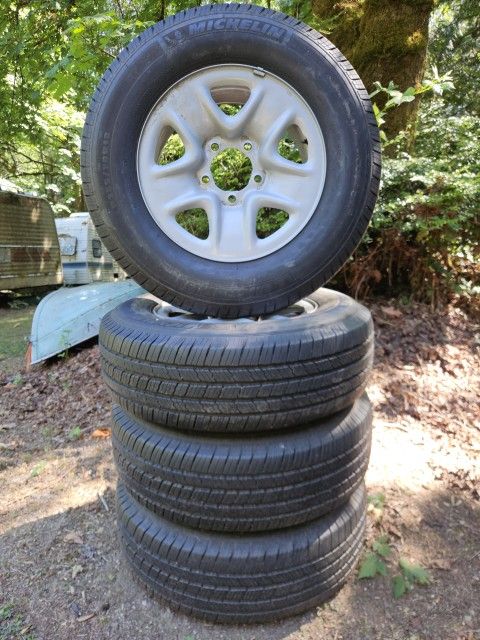 Toyota Tundra Wheels New Tires