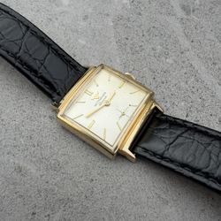 1950s Wittnauer TV Case Tank Watch