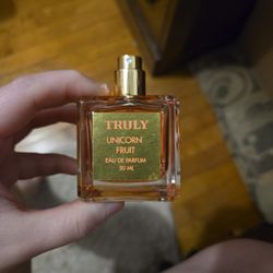 Unicorn fruit perfume
