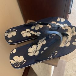Sandals Size 11