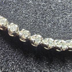 1/2 CARAT DIAMOND BRACELET (TENNIS) 10K White Gold  SETTING
