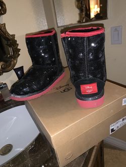 Girls Disney Ugg Boots