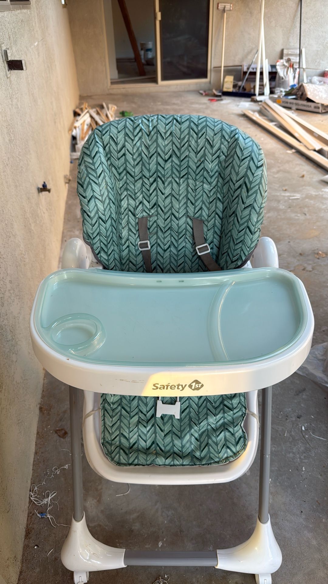 Safety 1st Highchair
