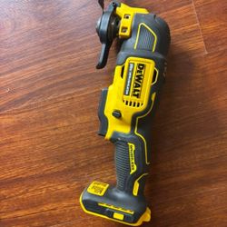 Dewalt Multitool And  BLADE Perfect Condition  75.00  