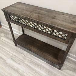 Accent Table 