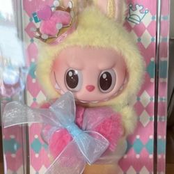 Checkmate Queen Labubu