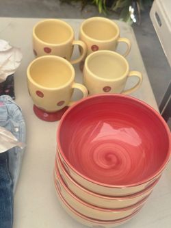 Gail Pittman Set of 4 bowls and 4 mugs