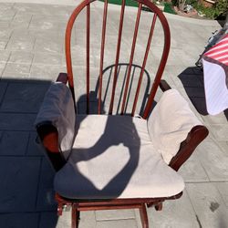 Rocking chair