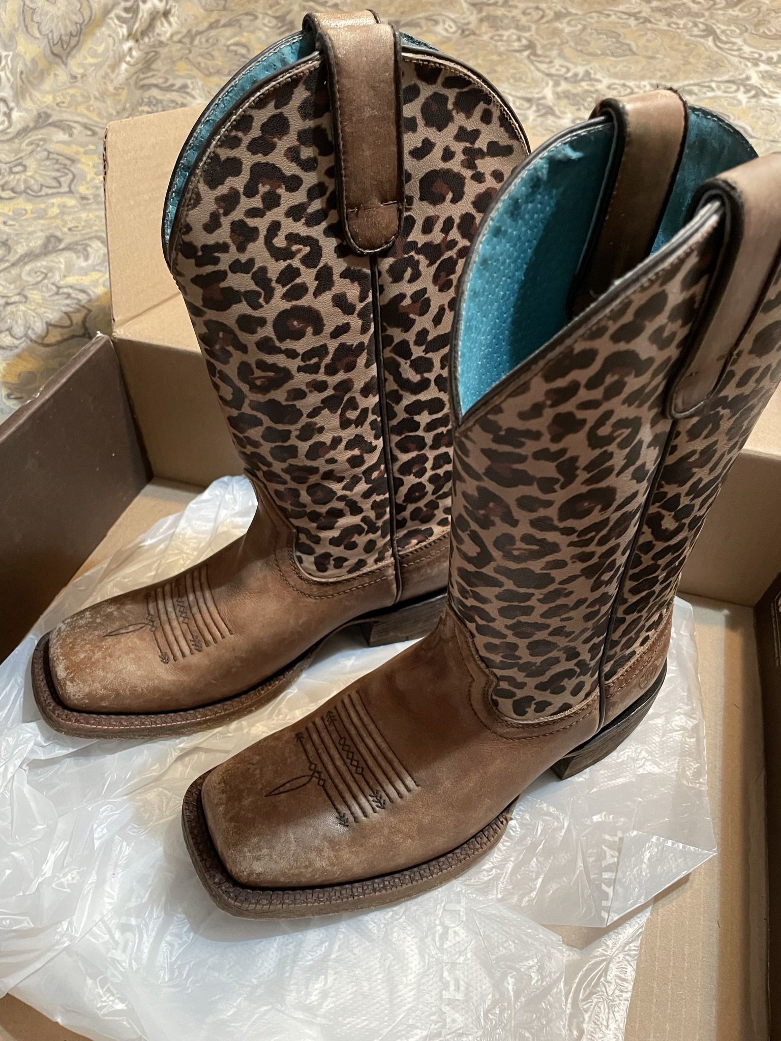 New Womens Ariat Boots Size 7