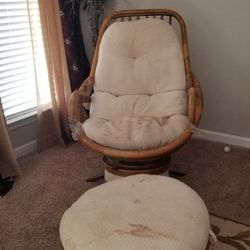 Rocking  Chair With Ottoman  Free