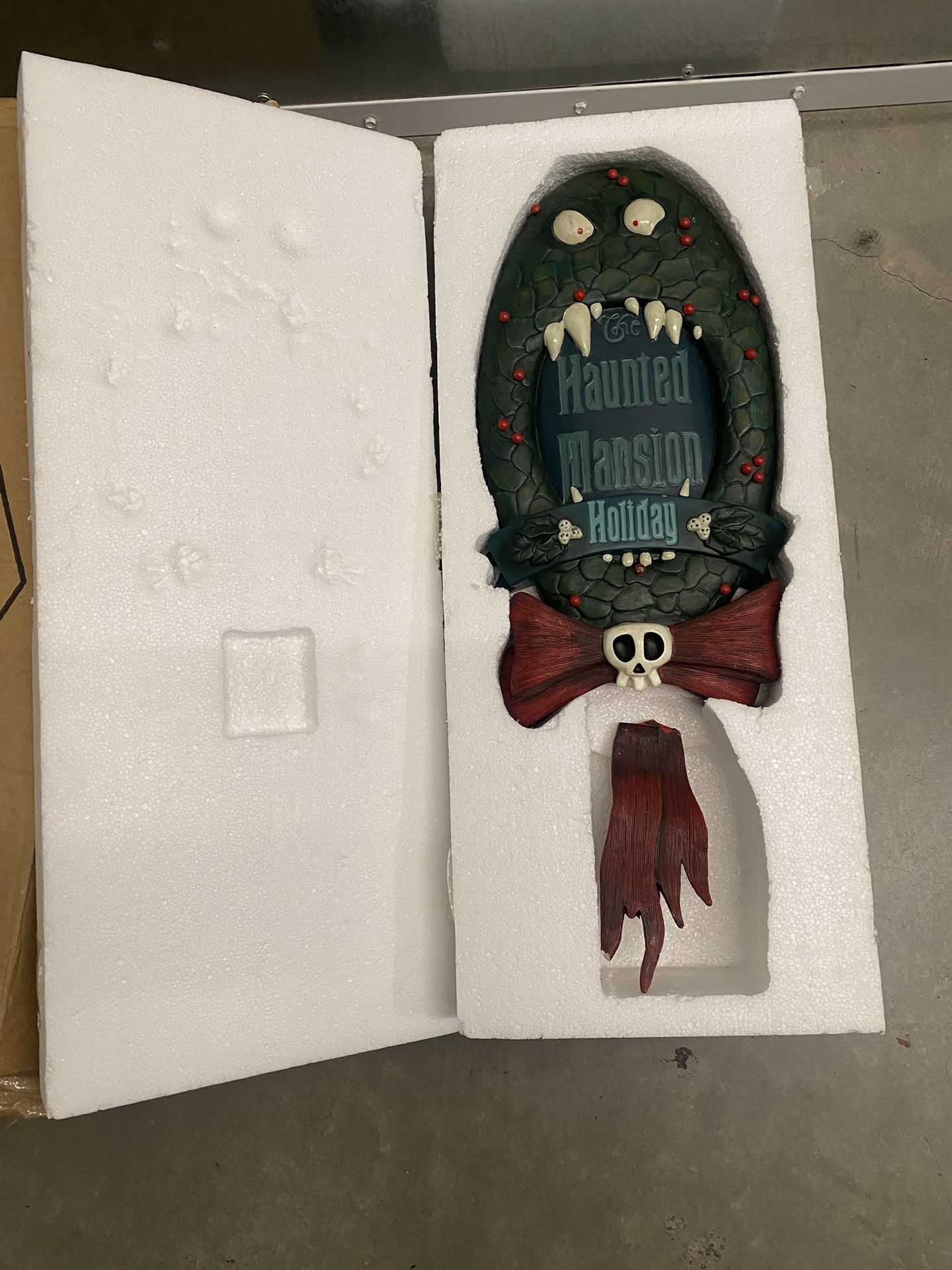 Haunted Mansion Holiday Nightmare Before Christmas Wreath Plaque