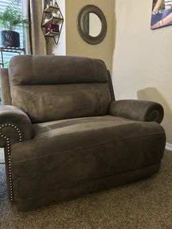 Oversized Recliners