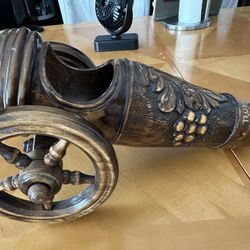 Romania Cannon Bottle Holder 