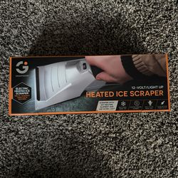 New Smart Gear 12 Volt Light Up Heated Ice Scraper
