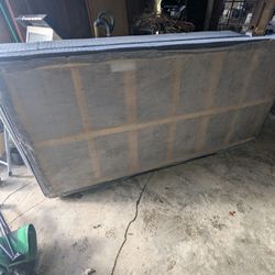Box Spring - Free