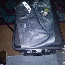 NWT Reebok Joggers
