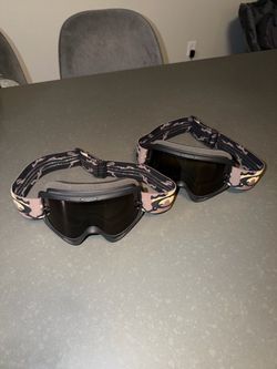 Protective eye wear