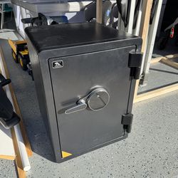 TigerKing Safe - MAKE OFFER