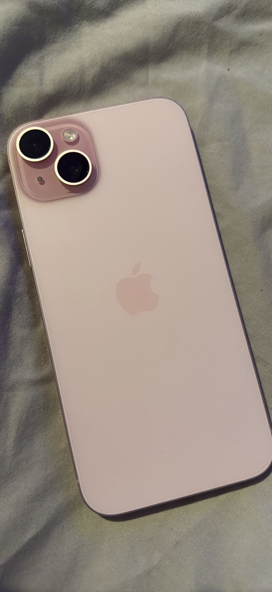 iPhone 15 Plus
