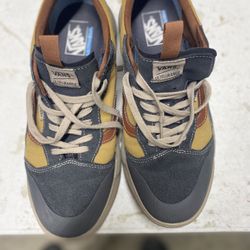 Tennis’s Vans Size  12 $ 20.00 Cash Only