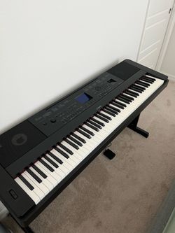 Yamaha DGX-660