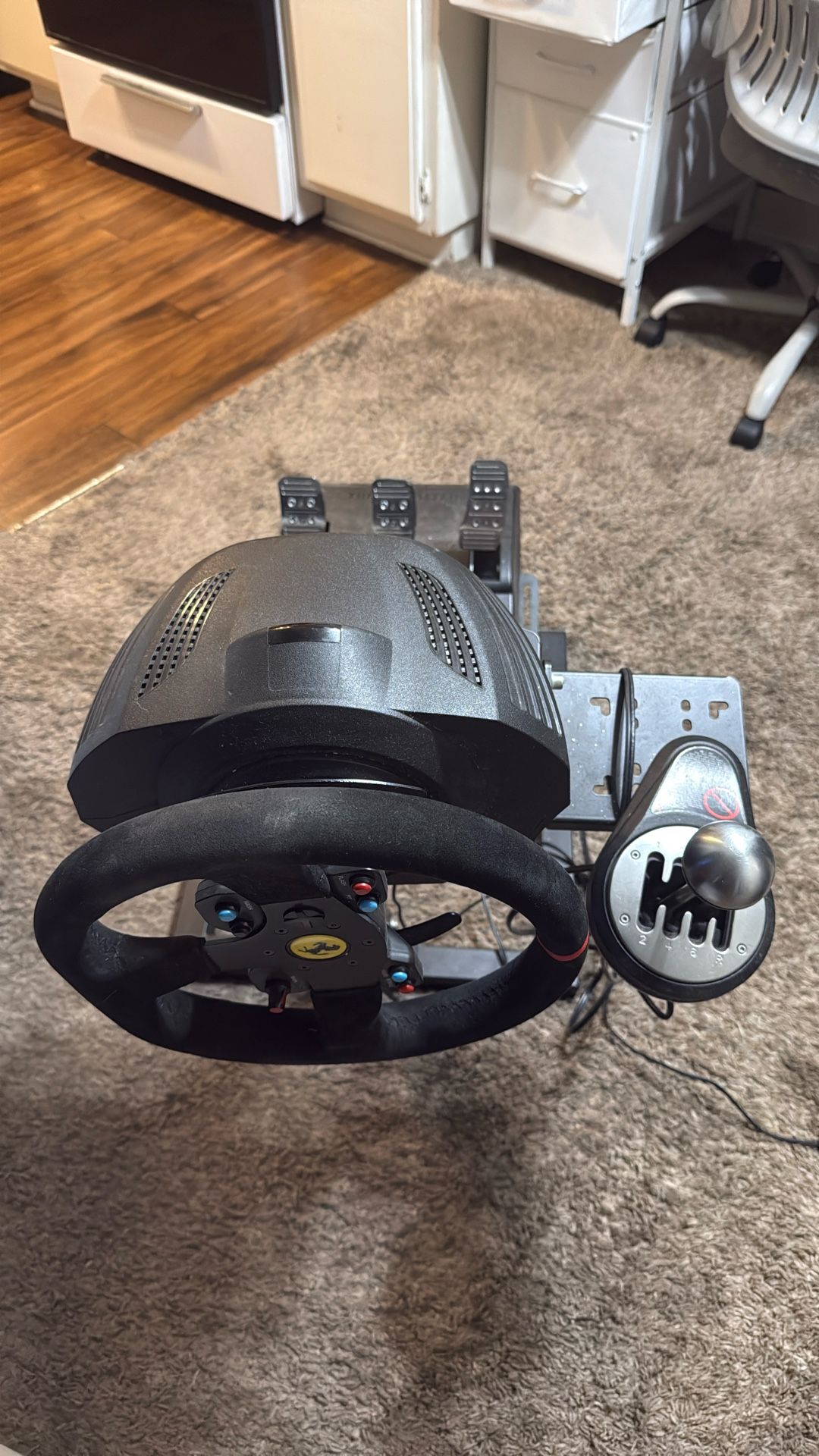 Thrustmaster Tx Pro Ferrari W Shifter And Pro Pedals W Stand