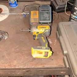 DeWalt Battery Powered Screwdriver 