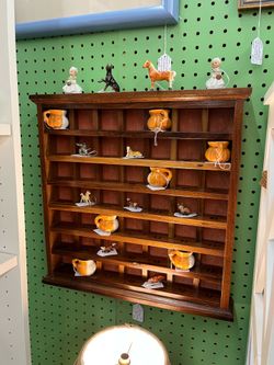 Golf Ball or Trinket Shelf