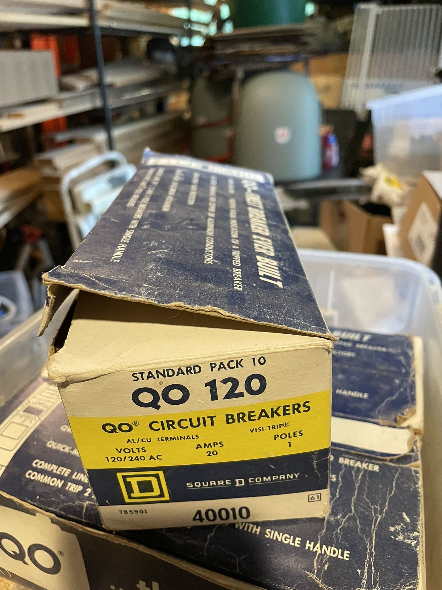 Square D Circuit breakers
