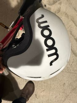 Woom Size 2 Bike with Helmet