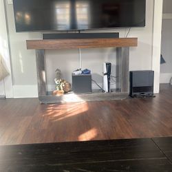 Entertainment/Entryway Table Offers Welcomed