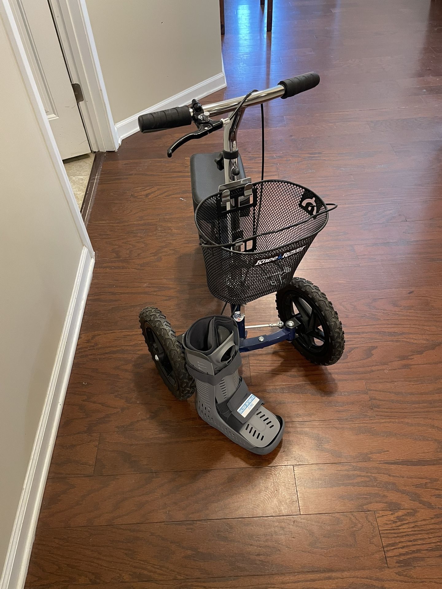 Knee Scooter