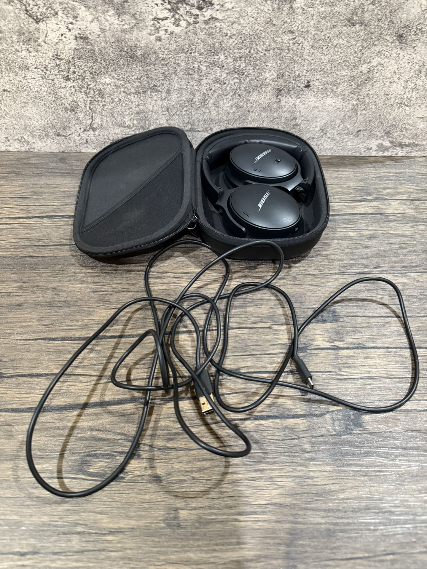 Bose Quiet Comfort 45 Wireless Noise Canceling Over The Ear Headphones