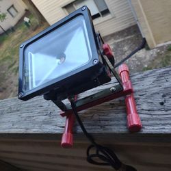 Husky Quartz Halogen Table TopShop Light Price is Firm!