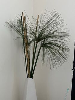Faux Papyrus Palm Fronds Decor