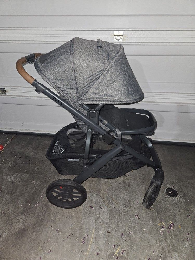 Uppa Baby Vista V2 Stroller And Bassinet