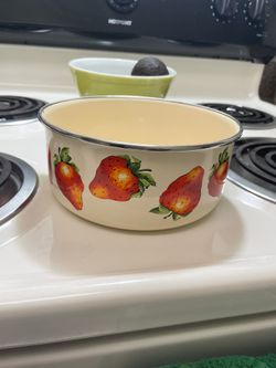 Metal Strawberry Bowl