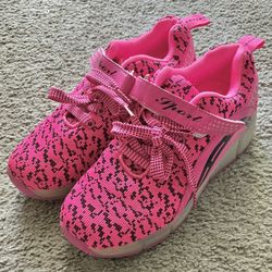 Aimoge Girls Pink Athletic Shoes with Wheels Sz EUR 38 (US 5.5-6)