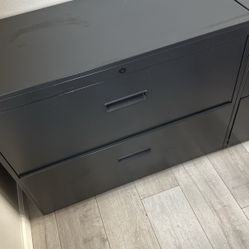 Filing Cabinets 