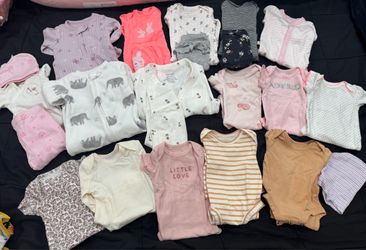 Baby Girl Clothing – 20+ Pieces