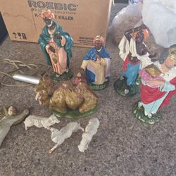 Vintage Mid Century Nativity Scene Pieces