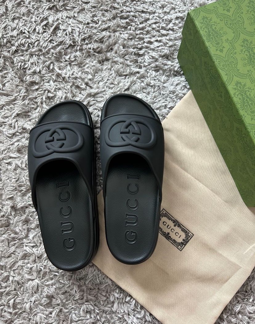 Gucci Sandals 