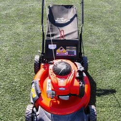 Craftsman M110 140CC 5.5HP Push Lawnmower 