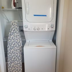 GE Washer/Gas Dryer Combo