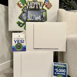 15” Apple MacBook Air laptop M2 chip 16gb 1Tb floor model display 